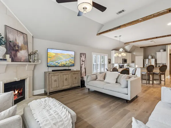 8200 Livingston Ln, McKinney, TX 75072