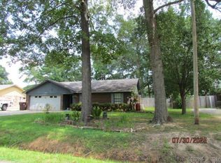 107 Williams St, Crossett, AR 71635
