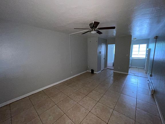 3rd image of 711 7th Ave N APT 4