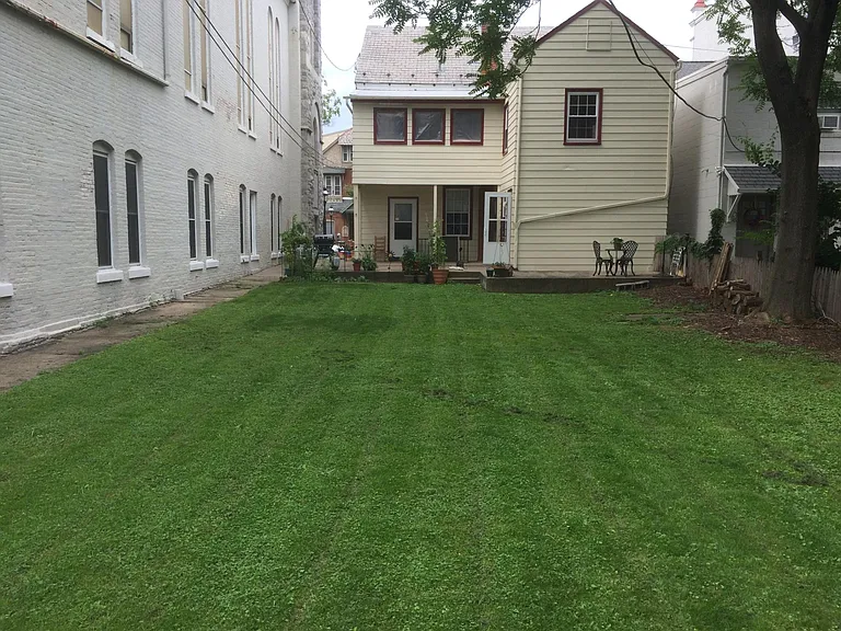 83 E Broad St #EFFICIENCY — Photo 2