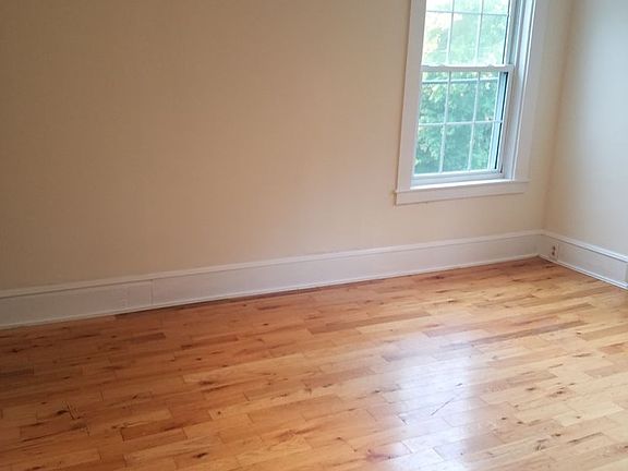 5th image of 2 Bay Rd #4
