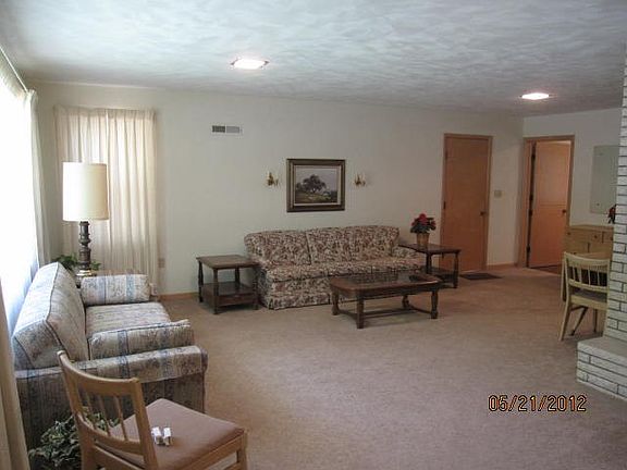 2nd image of 500 N Pine St