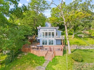 11 L St, Lake Lotawana, MO 64086