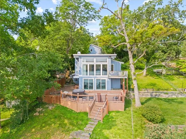 11 L St, Lake Lotawana, MO 64086