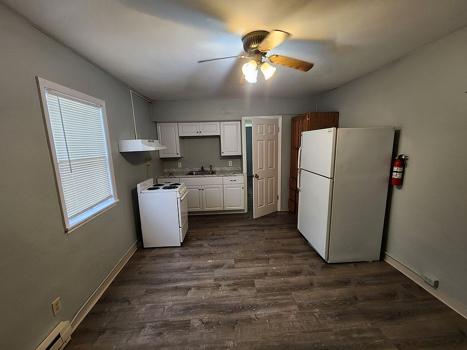 1st image of 541 W Lincoln Ave #111