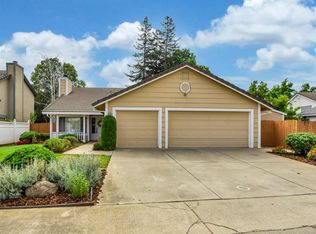 9266 Emerald Crest Dr, Elk Grove, CA 95624