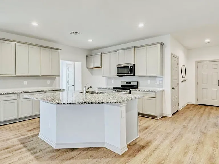 14500 Gravity Falls Ln — Photo 11