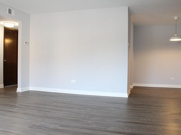 4th image of 6179 Knollwood Dr #205