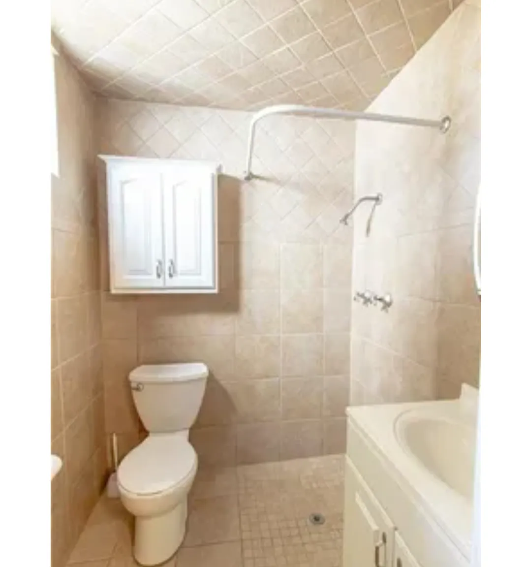 1 bed, 920 sqft, $900 — Photo 3