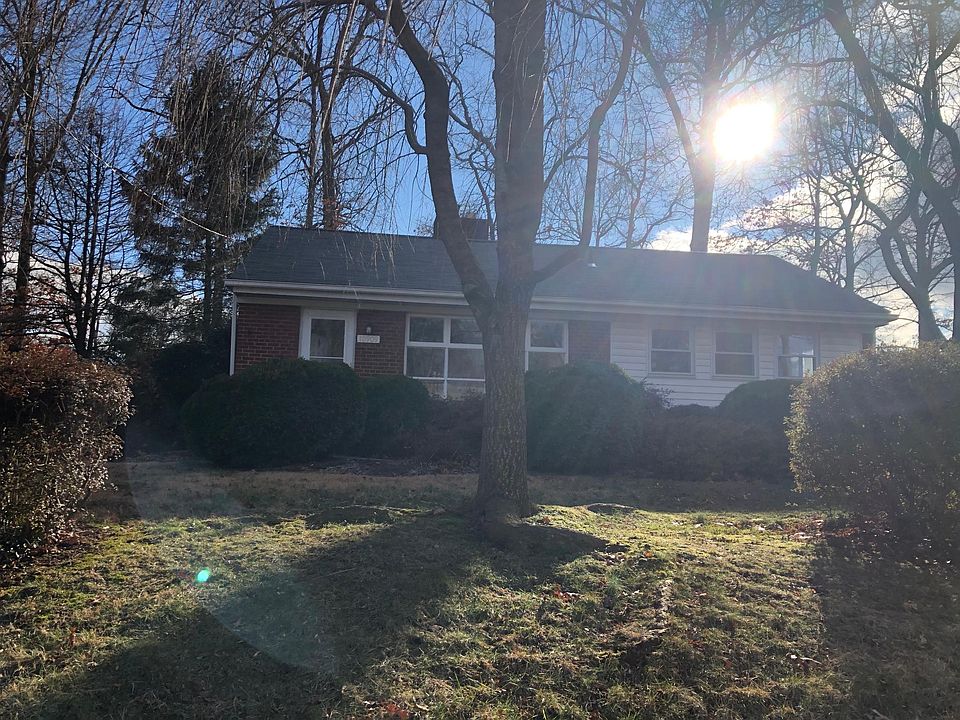 1st image of 10909 Byrd Dr