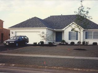 235 Mead Ln, Holland, OH 43528