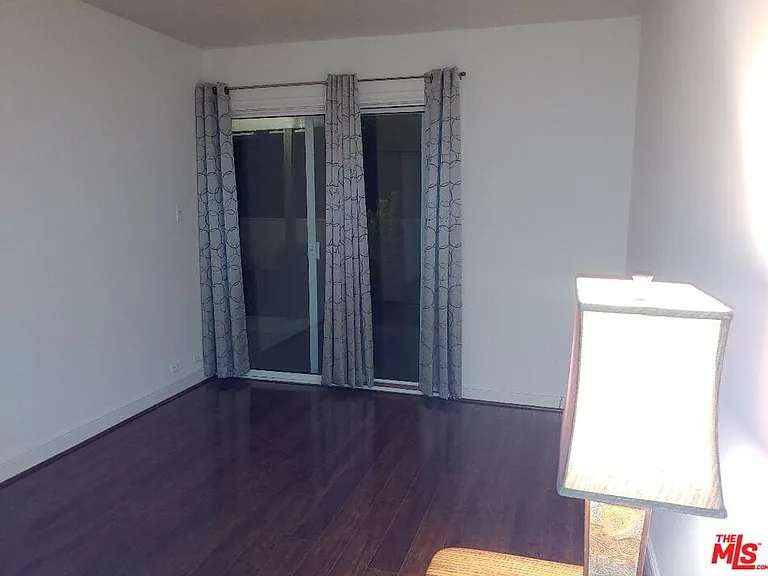 23918 De Ville Way #B — Photo 28