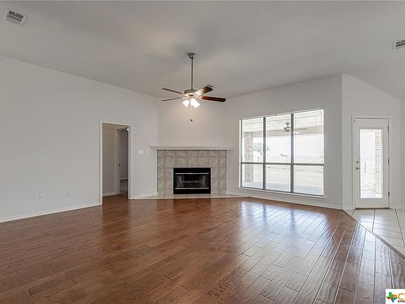 4th image of 708 Barber Dr