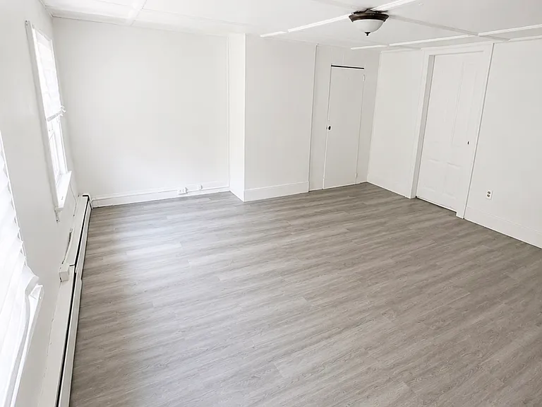 396 Liberty St — Photo 24