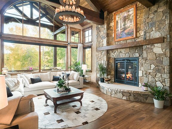 2nd image of 330 High Park Court