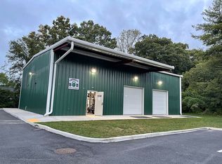 12740 Black Forest Ln, Woodbridge, VA 22192