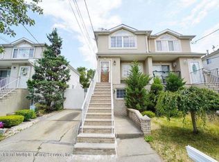 795 Rossville Ave #1, Staten Island, NY 10309