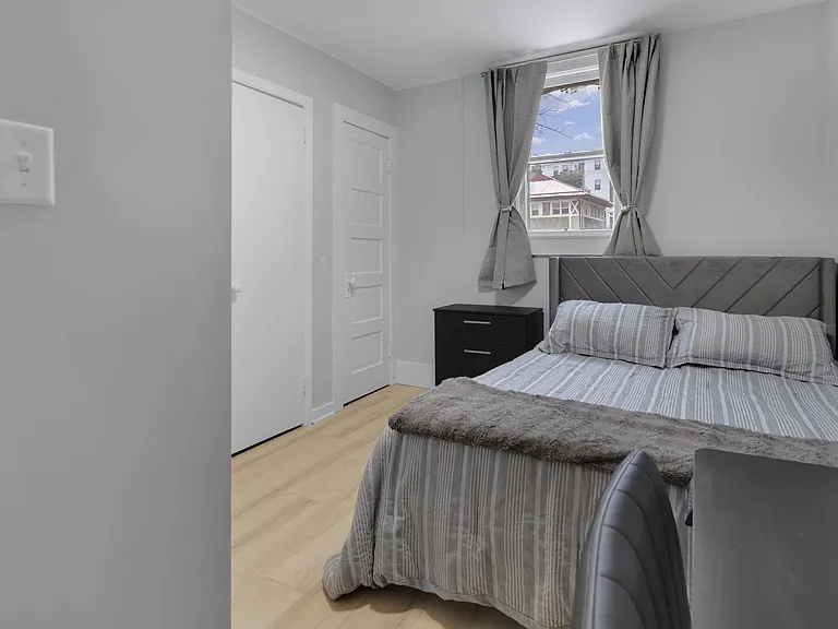 104 Harvard Pl — Photo 196