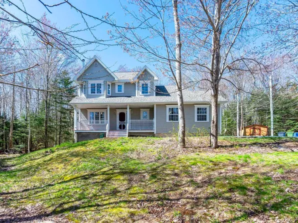 255 Sandwick Dr, Hammonds Plains, NS B4B 1W1
