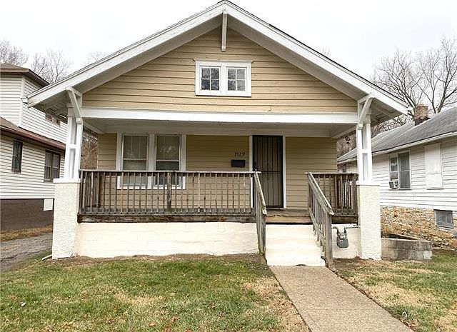 1st image of 3529 Mersington Ave