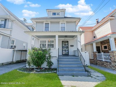 386 N Burgher Ave, Staten Island, NY, 10310