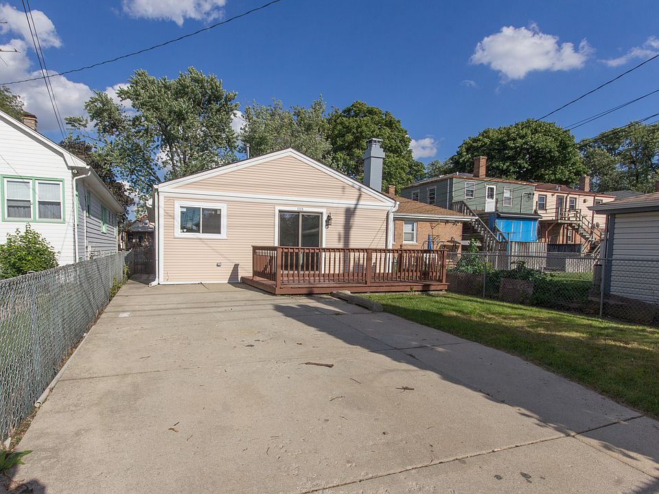 2nd image of 1329 Marengo Ave