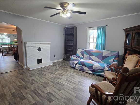 5th image of 248 Mill Hill Ct