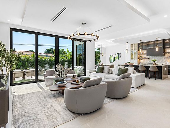 5th image of 368 Churchill Road