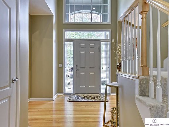 4th image of 16165 Bedford Ave