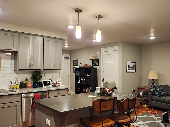5th image of 718 S Kansas Ave #3