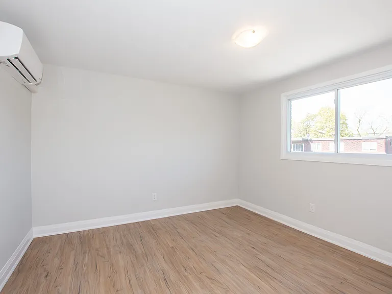 81 Empire St #10 — Photo 15