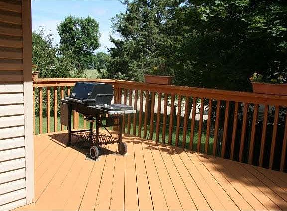 4th image of 825 Meadowwood Drive