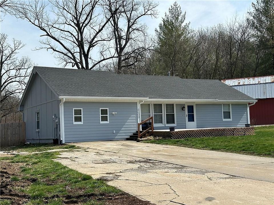 1st image of 2409 Cherry Dr
