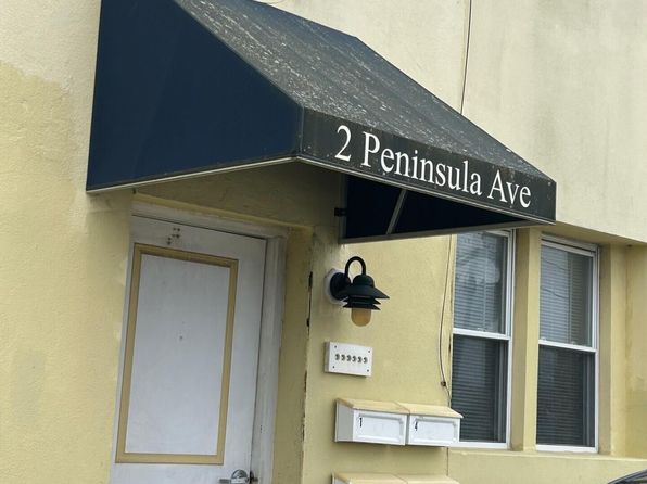 2 Peninsula Ave