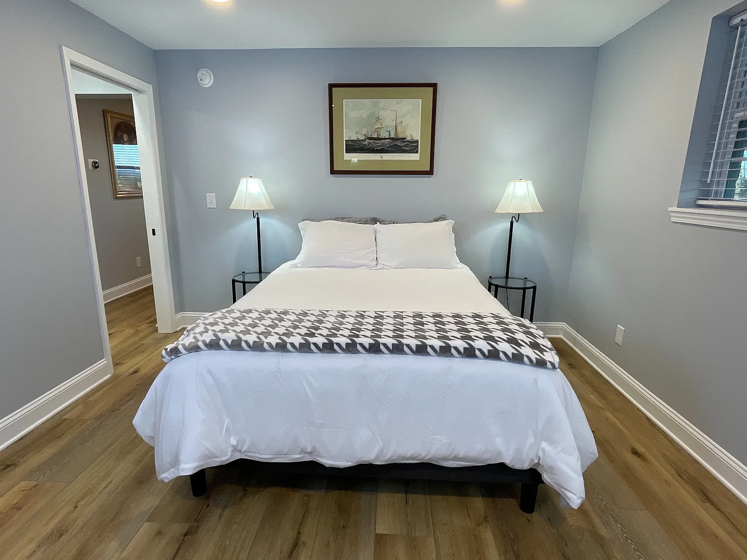 2 bed, $2,500 — Photo 2