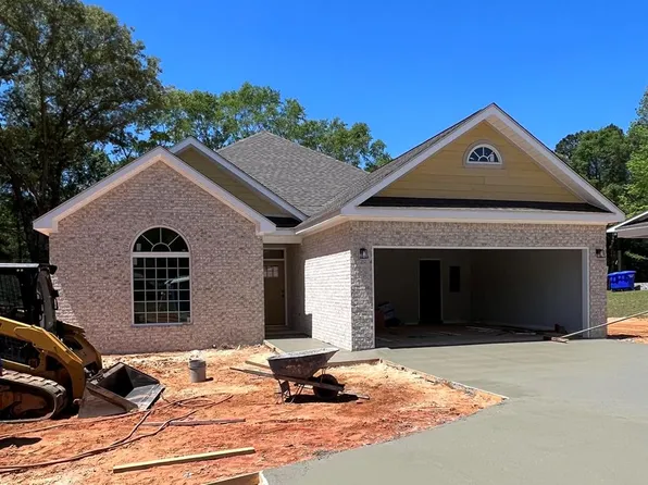 502 Barron Rd, Troy, AL 36081