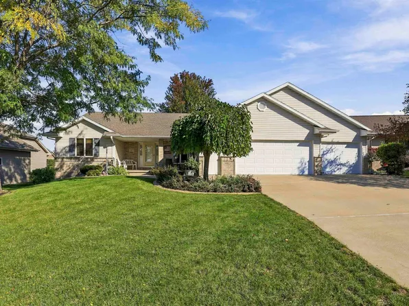 1394 W Mason Ridge Ct, Appleton, WI 54914