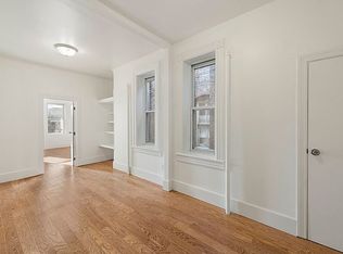 615 Vanderbilt Ave #3, Brooklyn, NY 11238