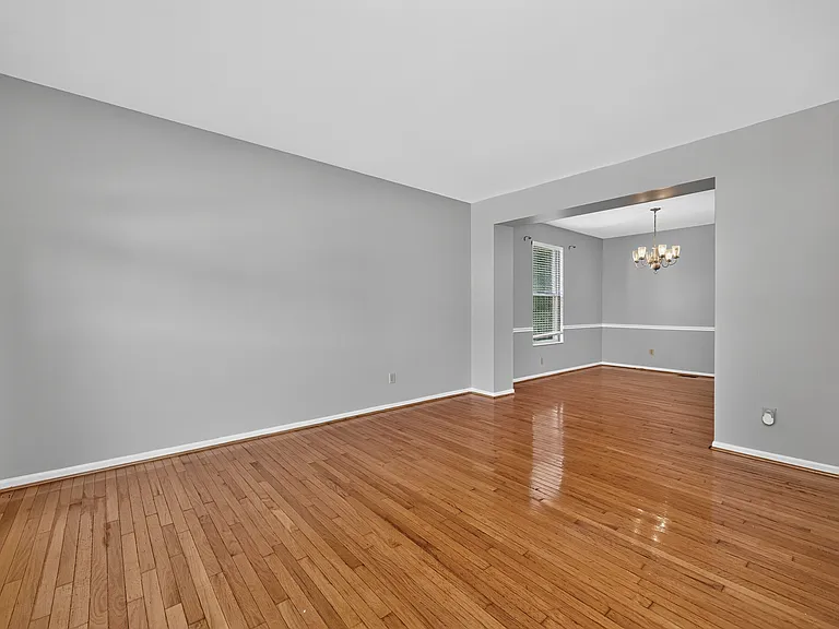 12130 Crestfield Ct — Photo 7
