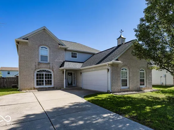 6320 E Runnymede Ct, Camby, IN 46113