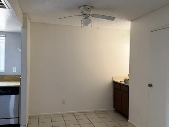 11951 Vanowen St APT D, North Hollywood, CA 91605