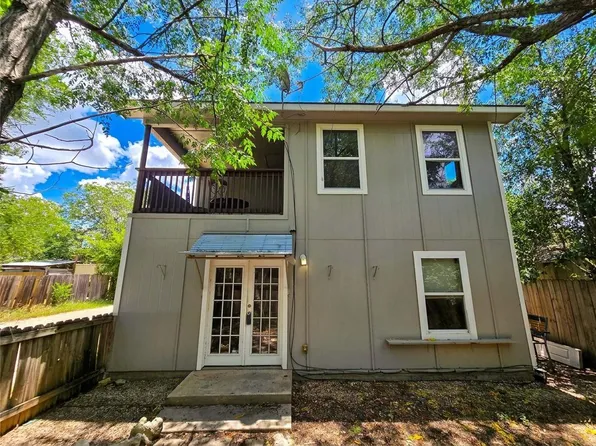 4516 Russell Dr #B, Austin, TX 78745