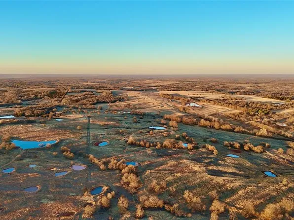 13 Wilshire Rd, McLoud, OK 74851