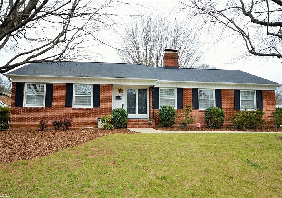 1st image of 2920 W Cornwallis Dr