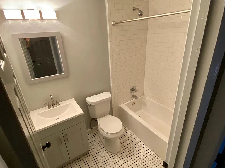 805 Main St #3 — Photo 13