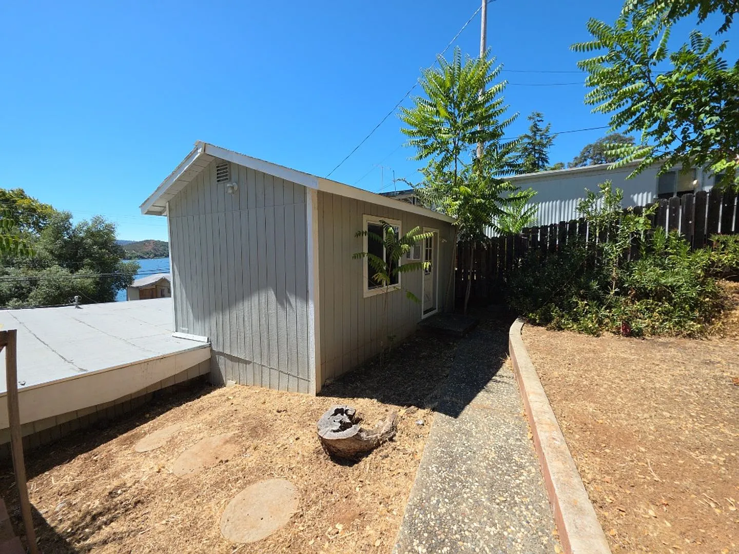 Lake View Glenhaven — Photo 2