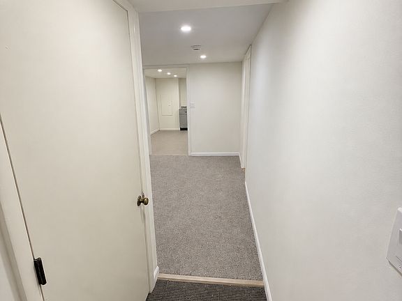 4th image of 620 Washington Ave Suite 1