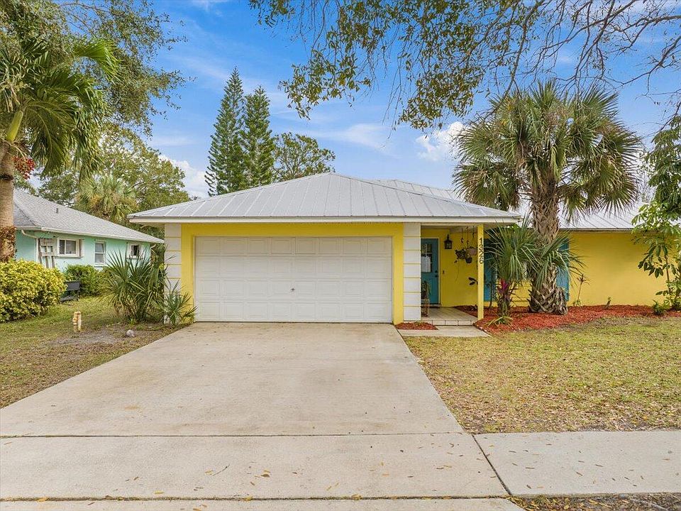 1st image of 1326 41st Avenue
