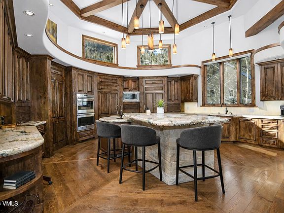 3rd image of 4936 Juniper Ln