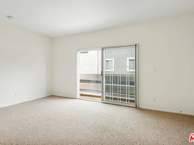 1800 Butler Ave #105 — Photo 17